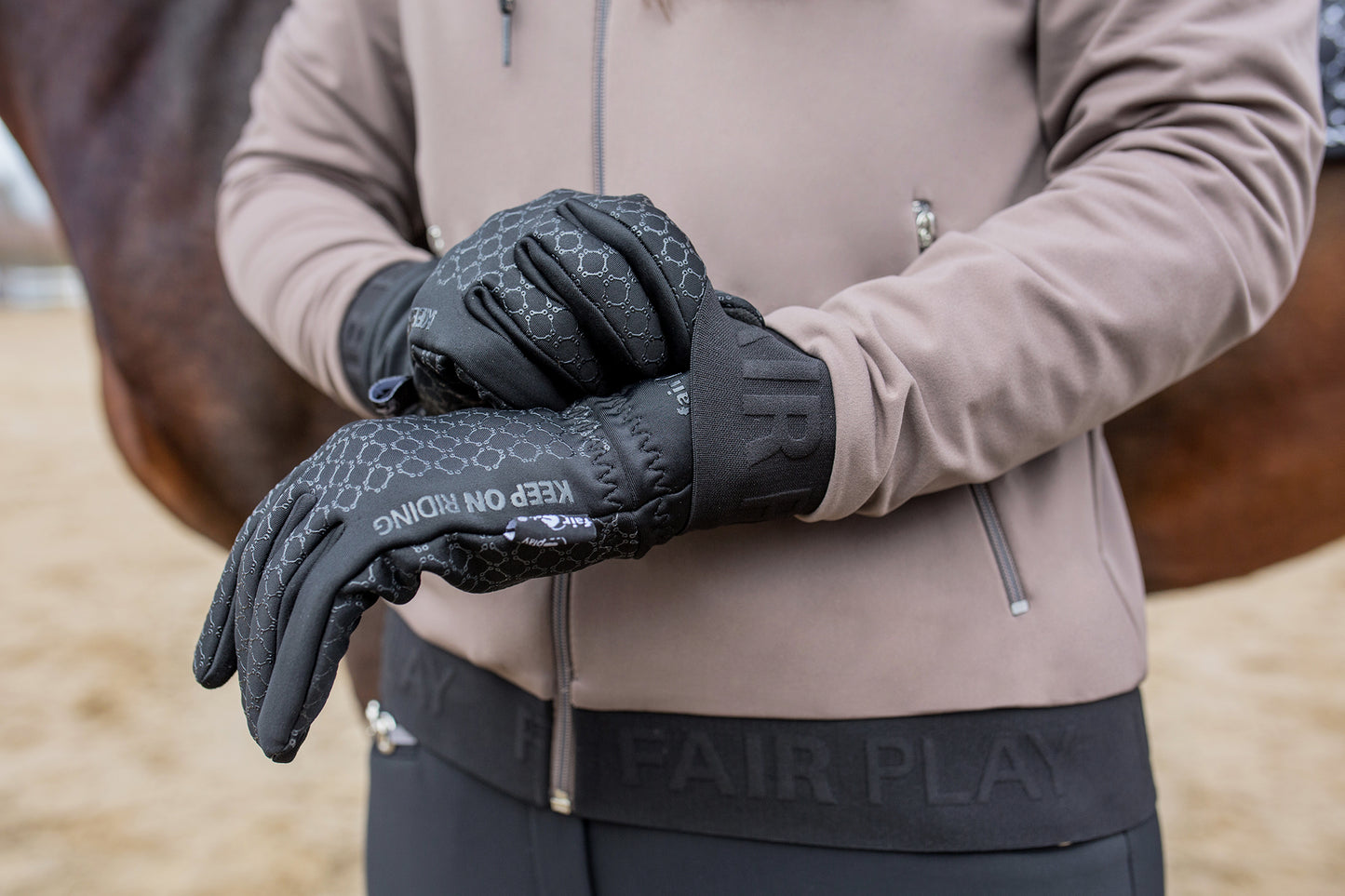 Fairplay Morgan Gloves - Black or Navy